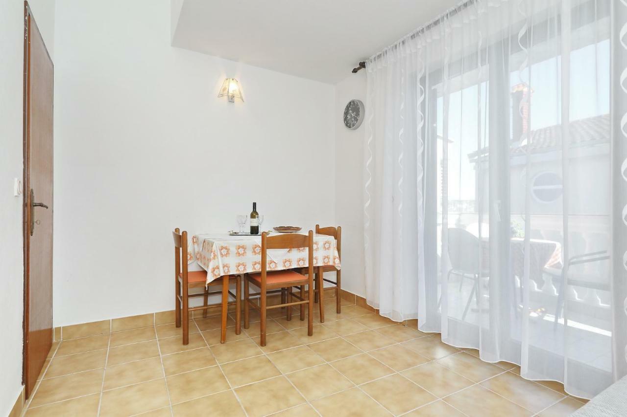Apartments Vedrana Biograd Na Moru Buitenkant foto