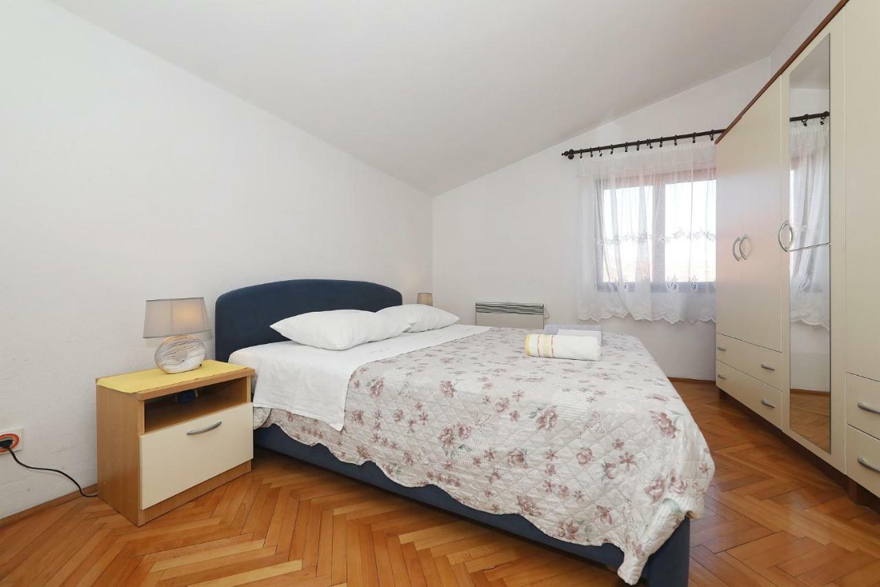 Apartments Vedrana Biograd Na Moru Buitenkant foto