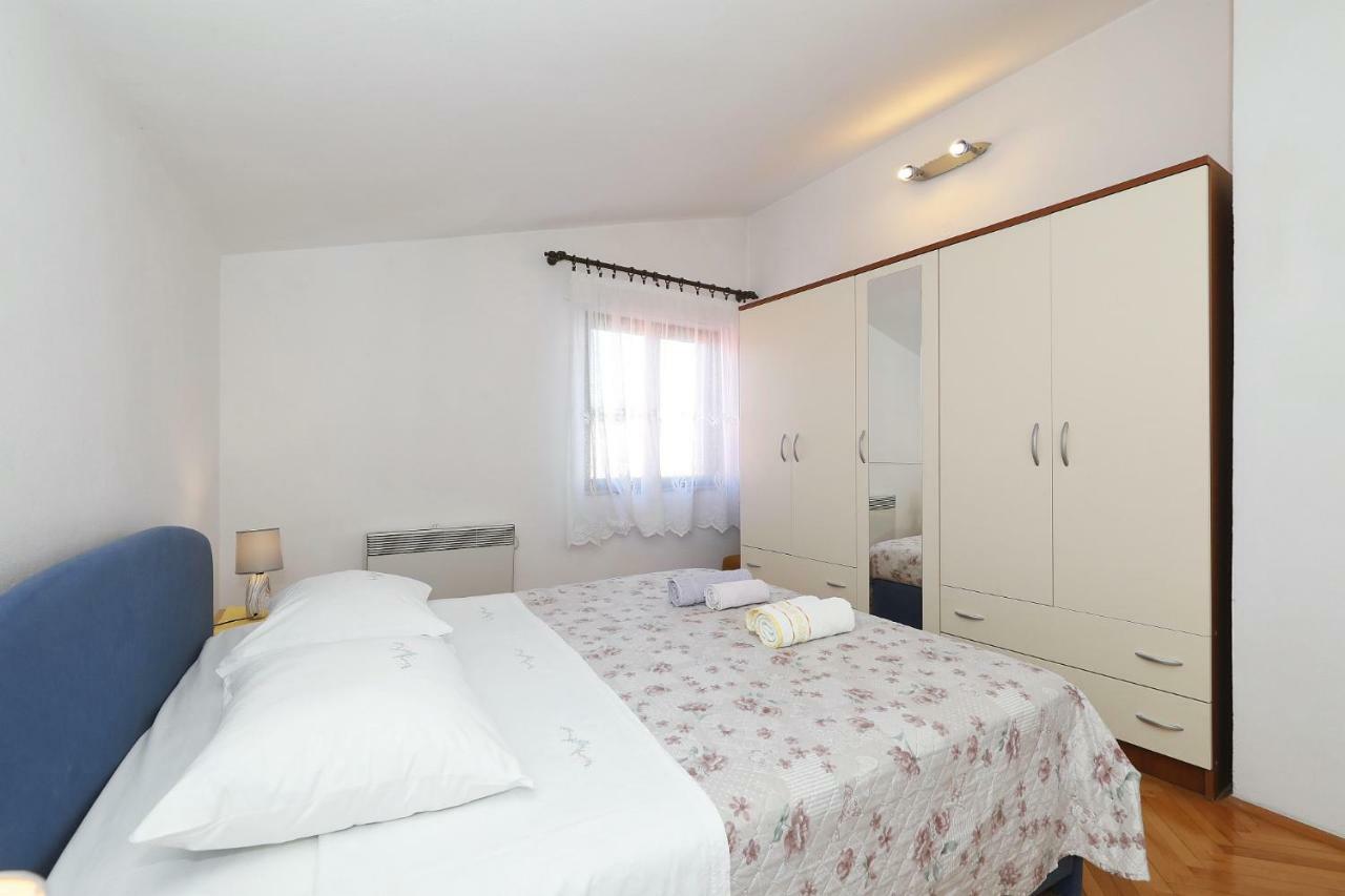 Apartments Vedrana Biograd Na Moru Buitenkant foto
